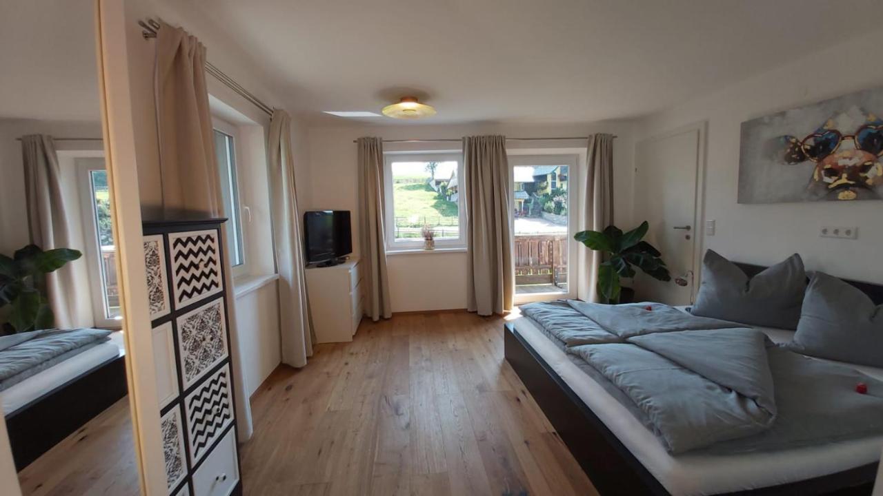 Schweizer Hof Appartement Tamsweg Buitenkant foto