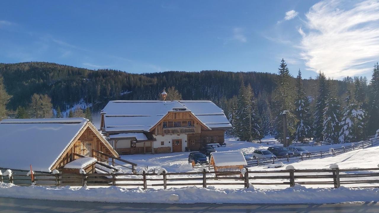Schweizer Hof Appartement Tamsweg Buitenkant foto